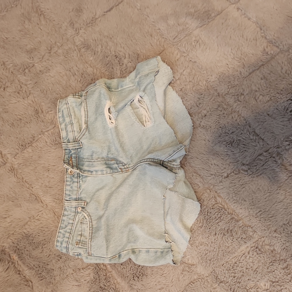 Brand- Skinny Fries Size 7 denim shorts